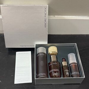 AMORE PACIFIC VINTAGE SINGLE EXTRACT RITUAL 5 Piece Set - New In Box